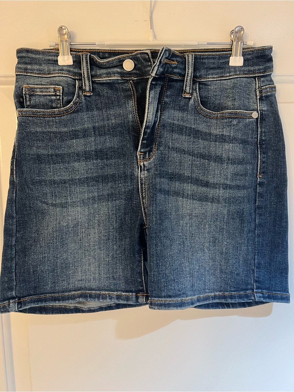 Judy Blue denim shorts